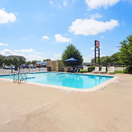 Econo Lodge Airport I-35 North Farmers Branch Eksteriør billede